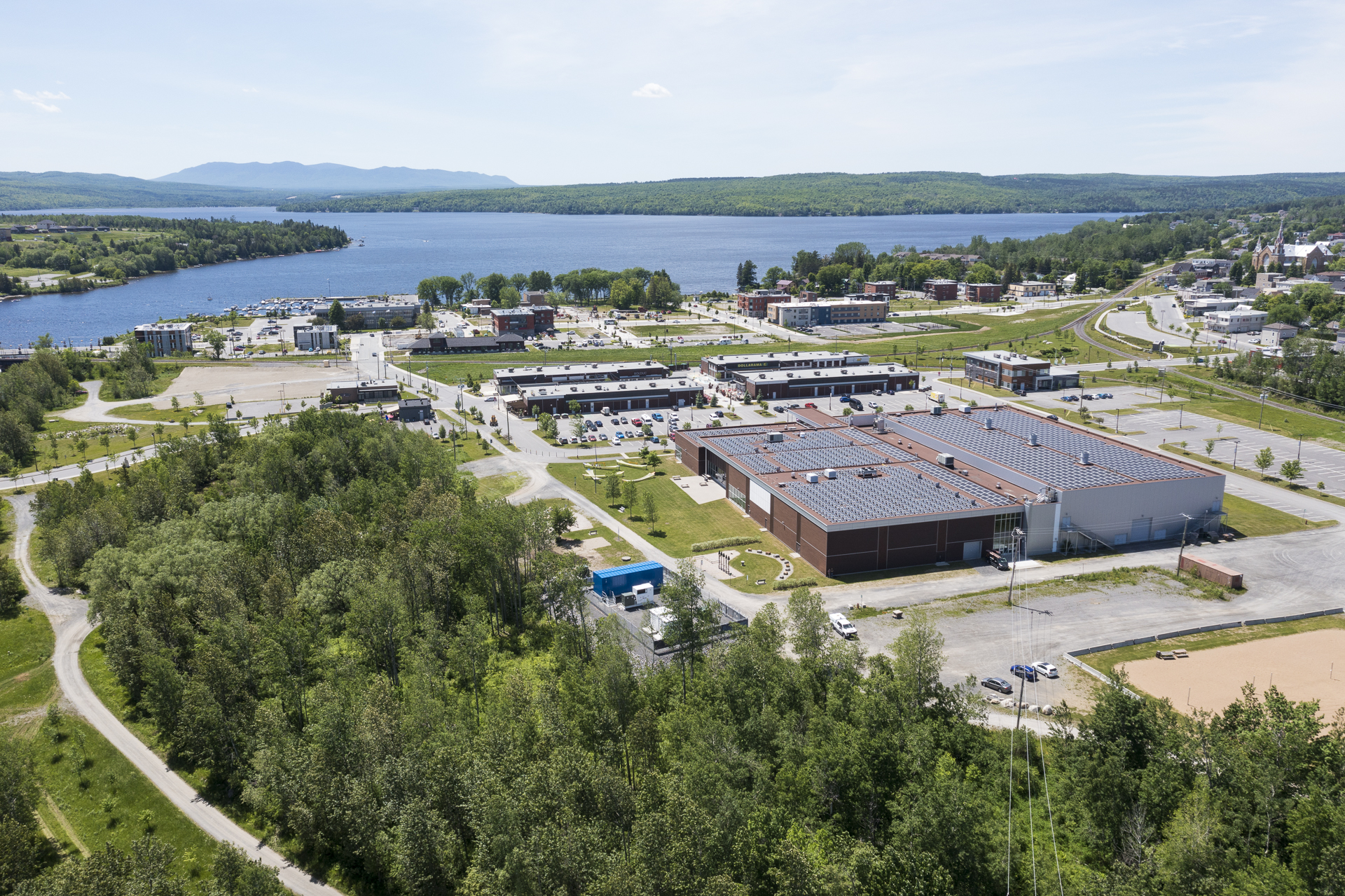 Vue aérienne du périmètre du microréseau