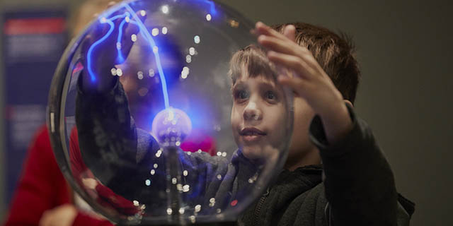 Captivante lampe plasma !