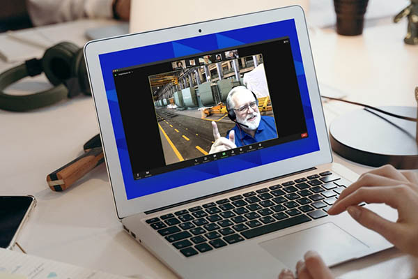 Écran d’ordinateur présentant une visite virtuelle de la centrale de Beauharnois.