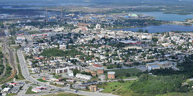 Vue aérienne de la ville de Rouyn-Noranda.